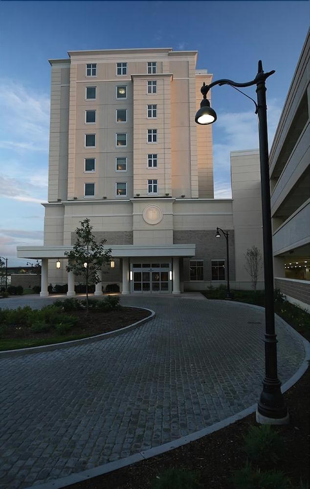 Hollywood Casino Bangor Hotel Bagian luar foto